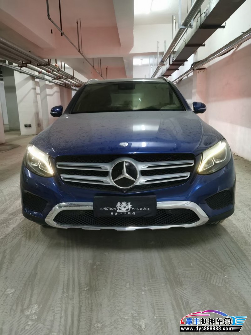 15年奔驰GLC轿车抵押车出售