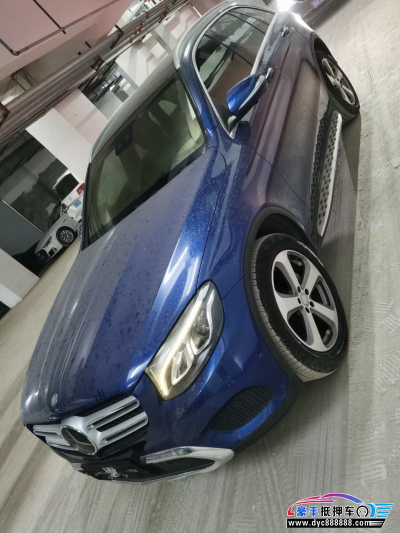 15年奔驰GLC轿车抵押车出售