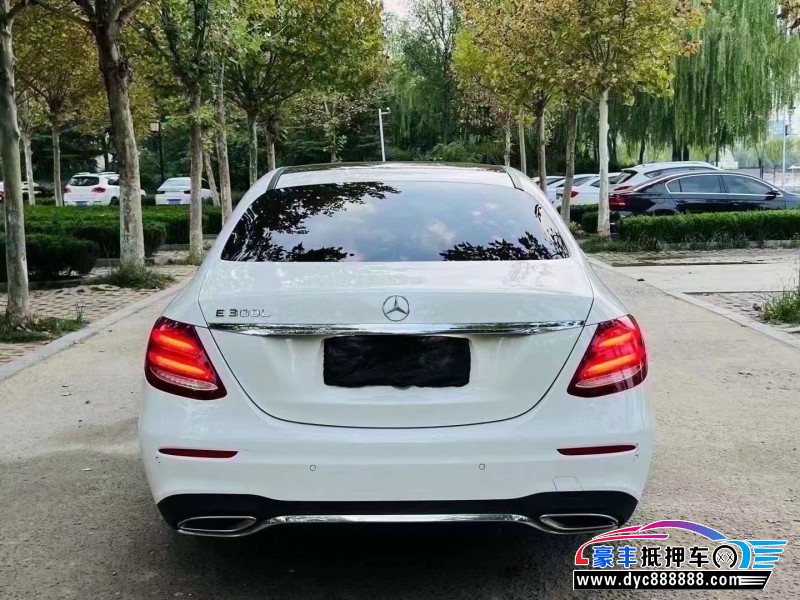 19年奔驰E轿车抵押车出售