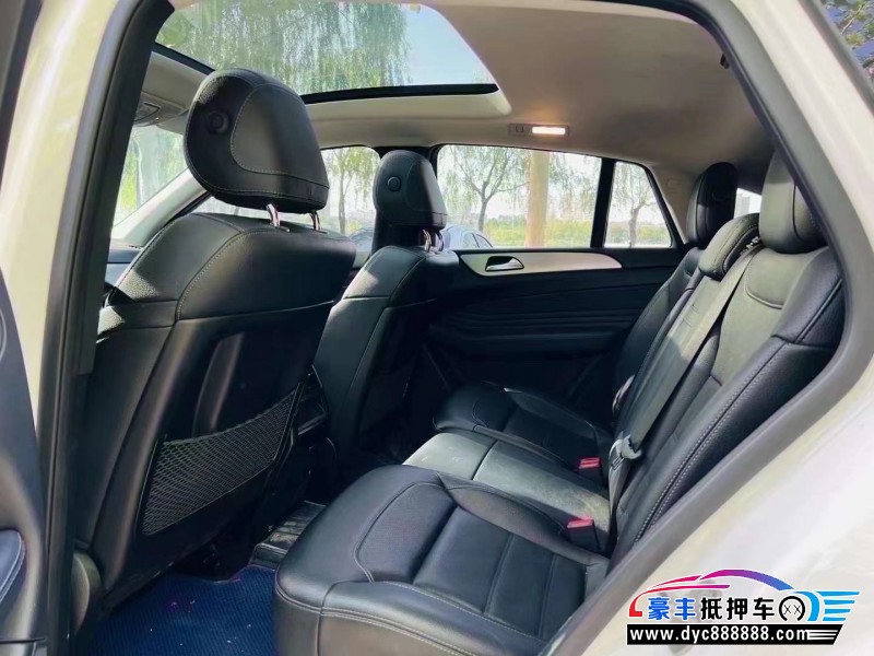 18年奔驰GLE轿车抵押车出售