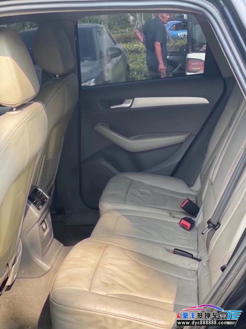 10年奥迪Q5SUV抵押车出售