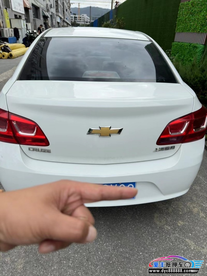 16年雪佛兰科鲁兹轿车抵押车出售