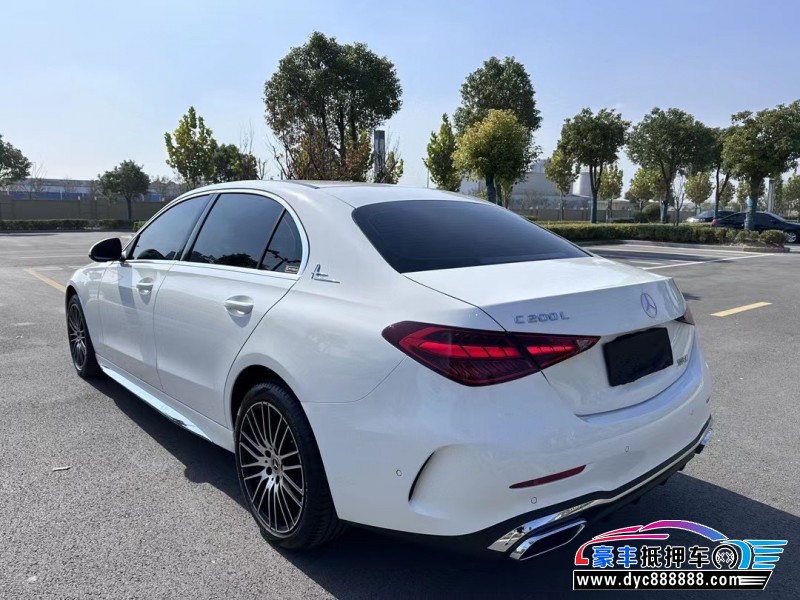 23年奔驰C轿车抵押车出售