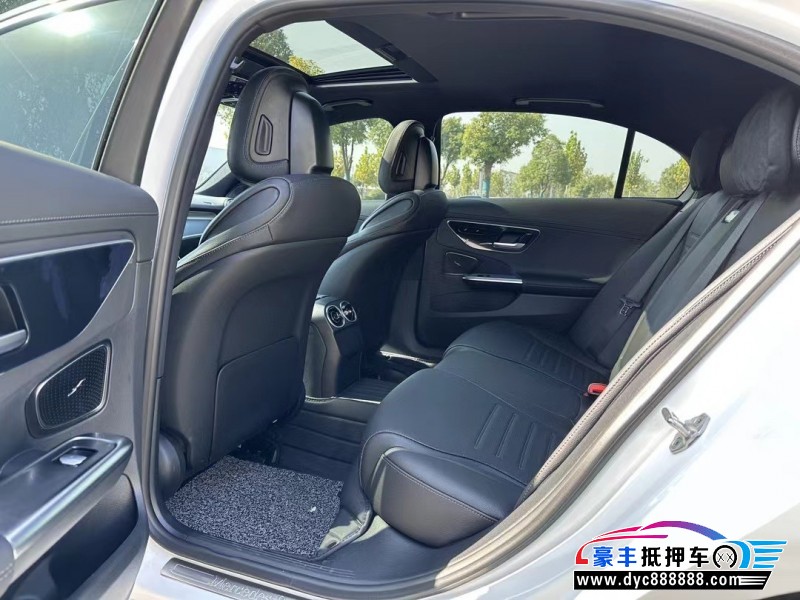 23年奔驰C轿车抵押车出售