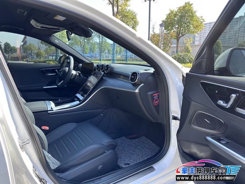 23年奔驰C轿车抵押车出售