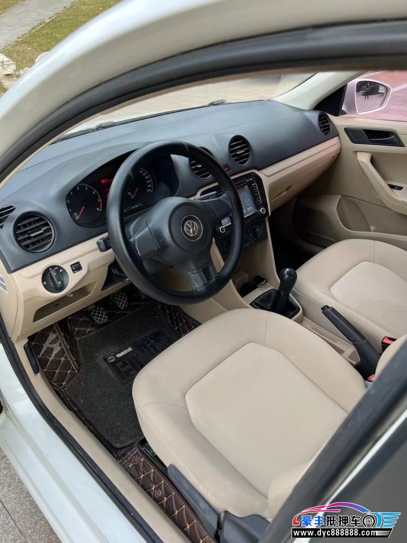 15年大众捷达轿车抵押车出售