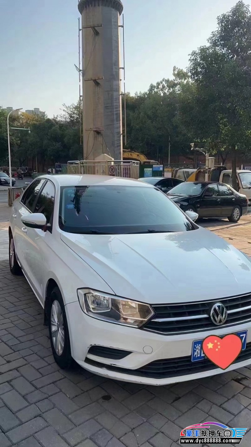 17年大众宝来轿车抵押车出售