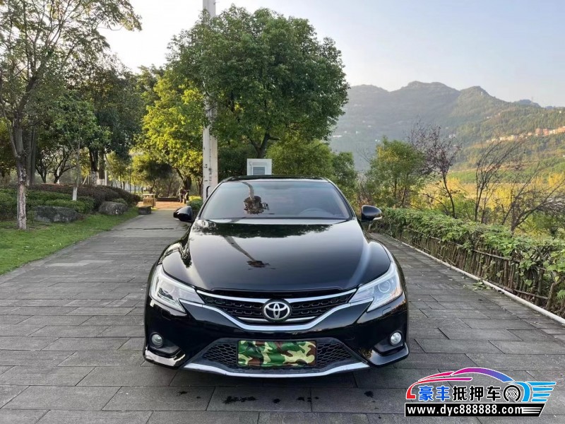 14年丰田锐志轿车抵押车出售