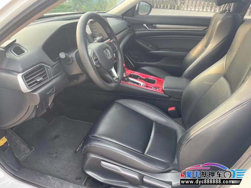 19年本田雅阁轿车抵押车出售