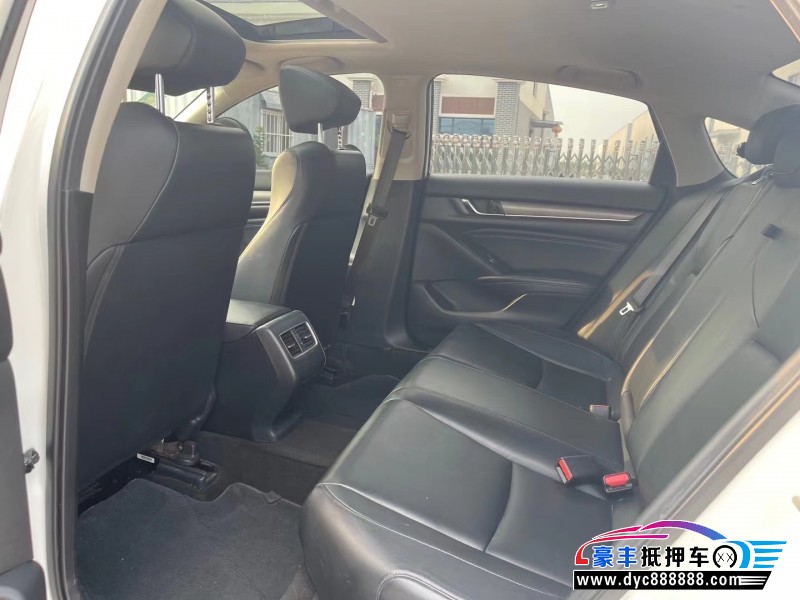 19年本田雅阁轿车抵押车出售