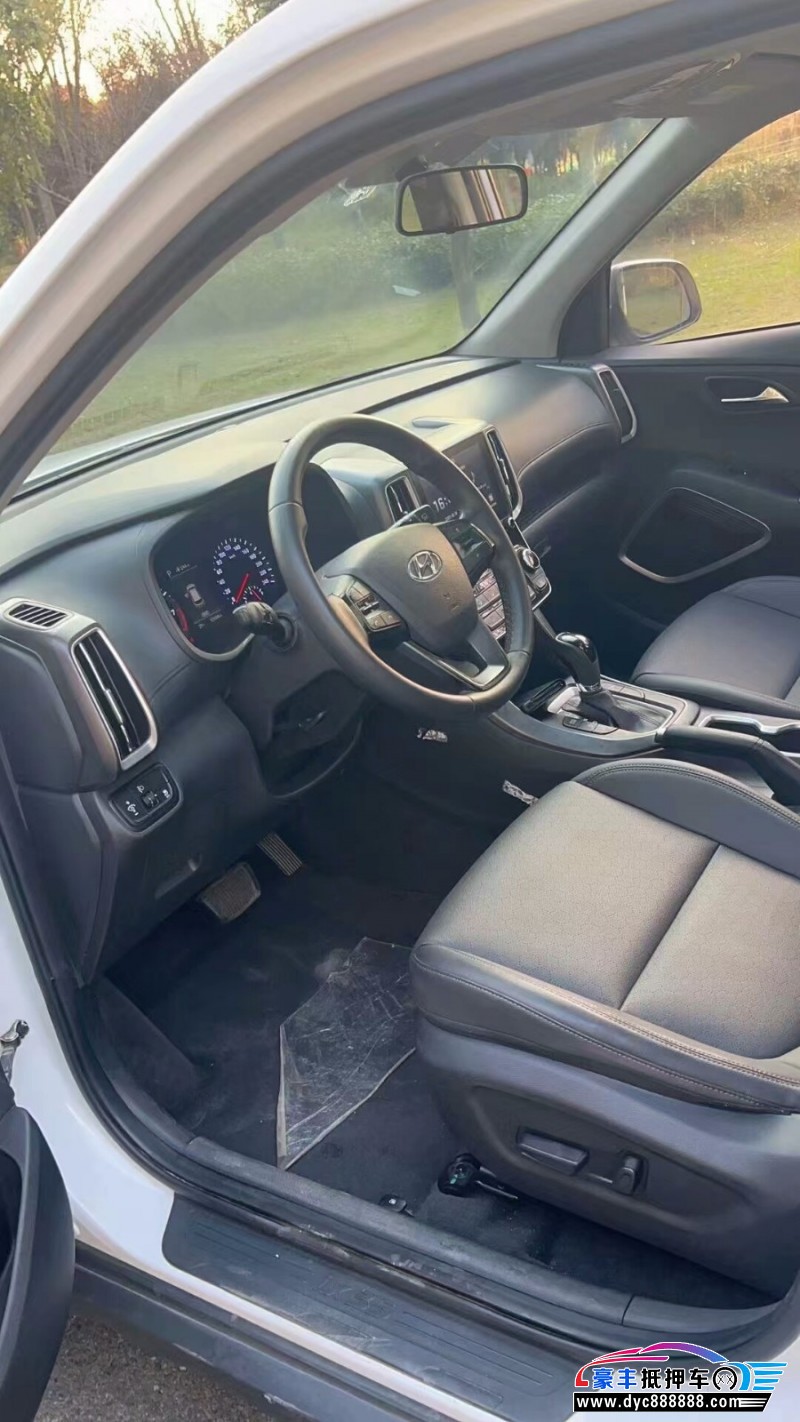 20年现代ix35SUV抵押车出售