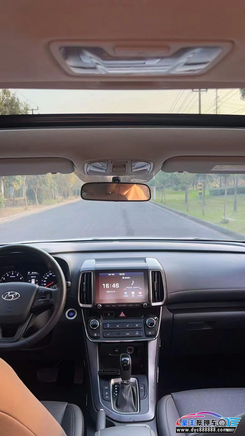 20年现代ix35SUV抵押车出售