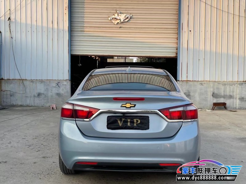 15年雪佛兰科鲁兹轿车抵押车出售