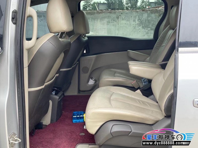 13年别克GL8MPV抵押车出售