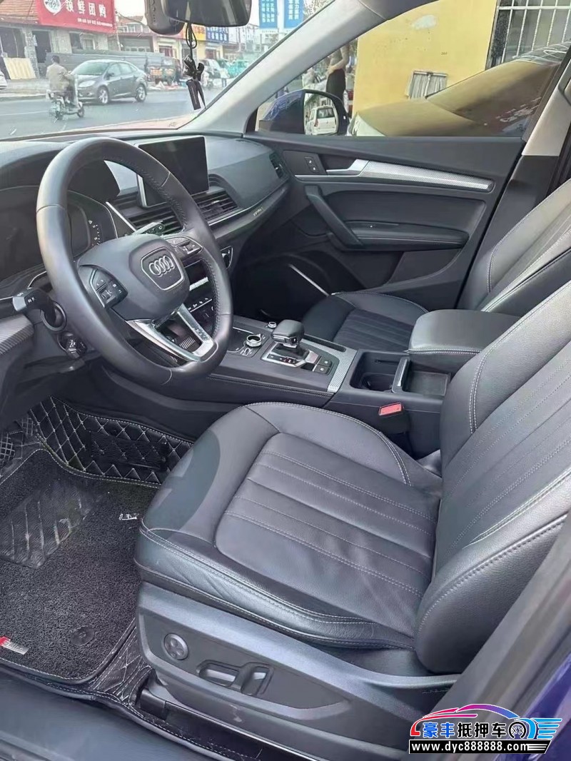 21年奥迪Q5轿车抵押车出售