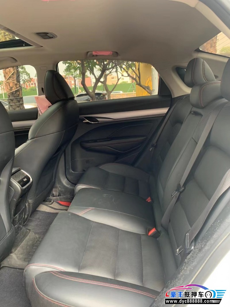 19年吉利缤瑞轿车抵押车出售