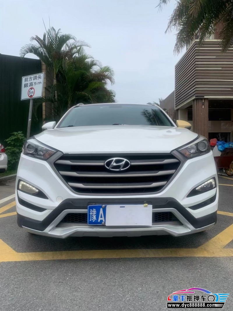 17年现代途胜SUV抵押车出售