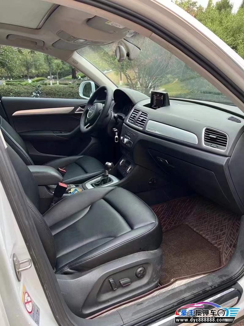 15年奥迪Q3轿车抵押车出售