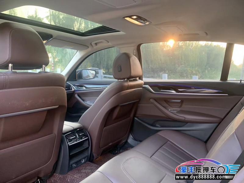 19年宝马5系轿车抵押车出售