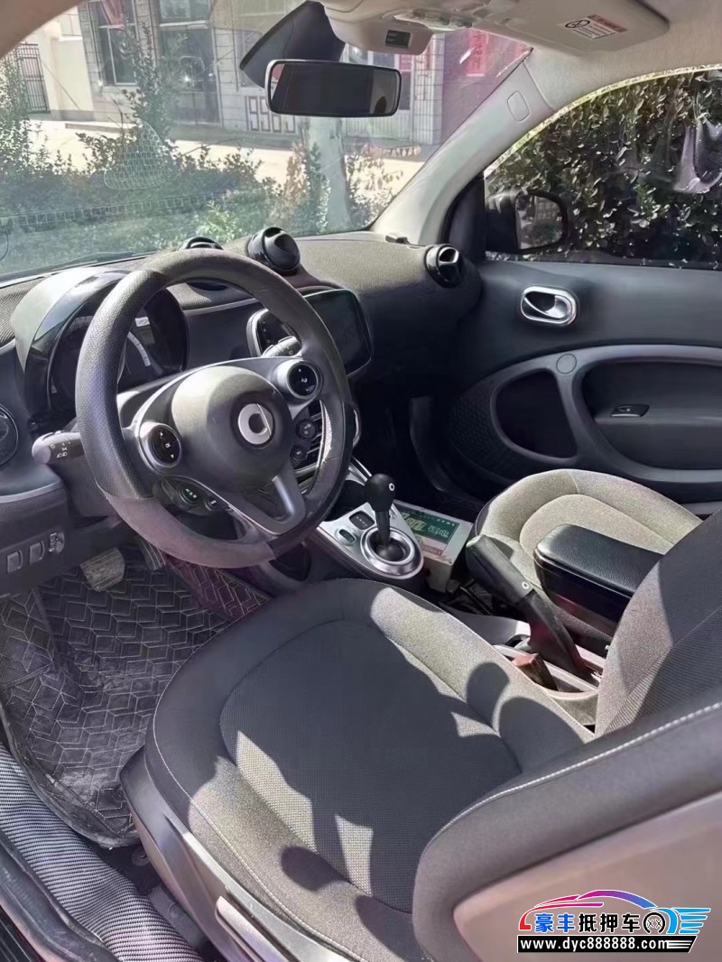 18年奔驰smartSUV抵押车出售