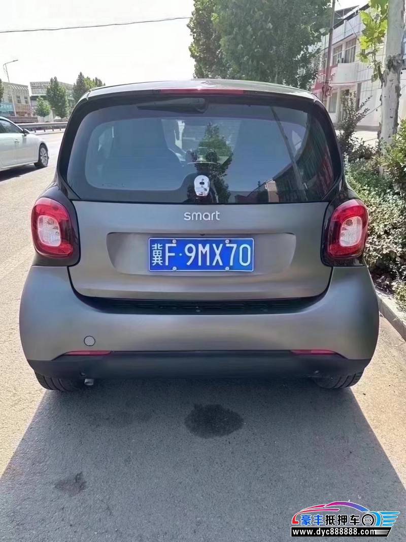 18年奔驰smartSUV抵押车出售