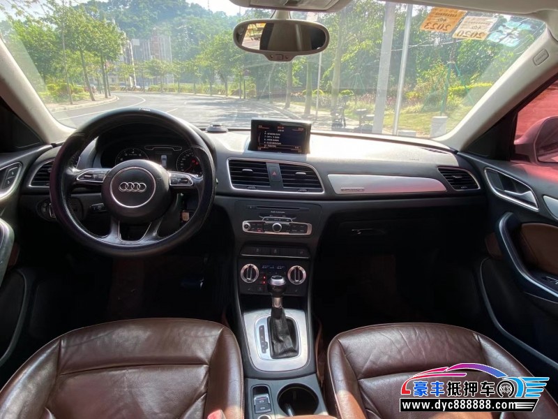 13年奥迪Q3轿车抵押车出售