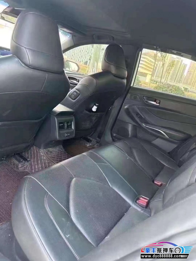 21年丰田亚洲龙轿车抵押车出售