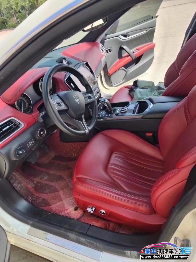 21年玛莎拉蒂Ghibli轿车抵押车出售