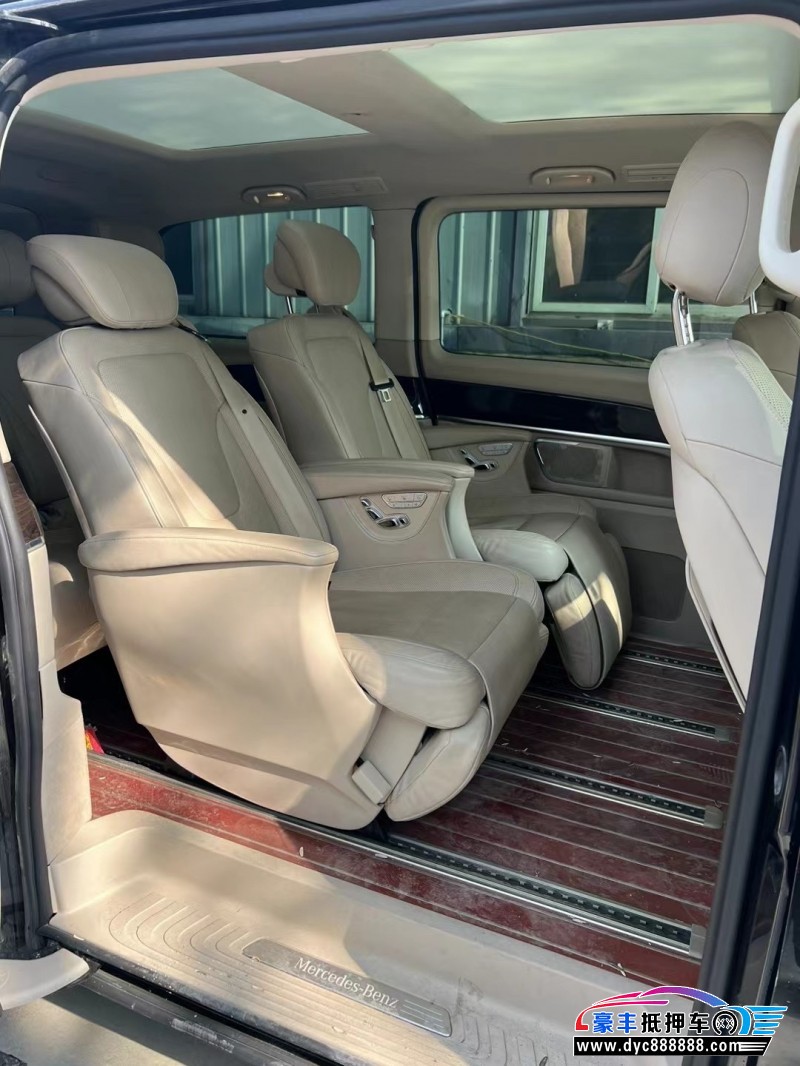 16年奔驰VMPV抵押车出售