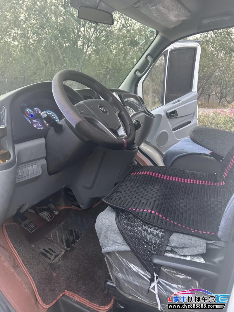 20年福田图雅诺轿车抵押车出售