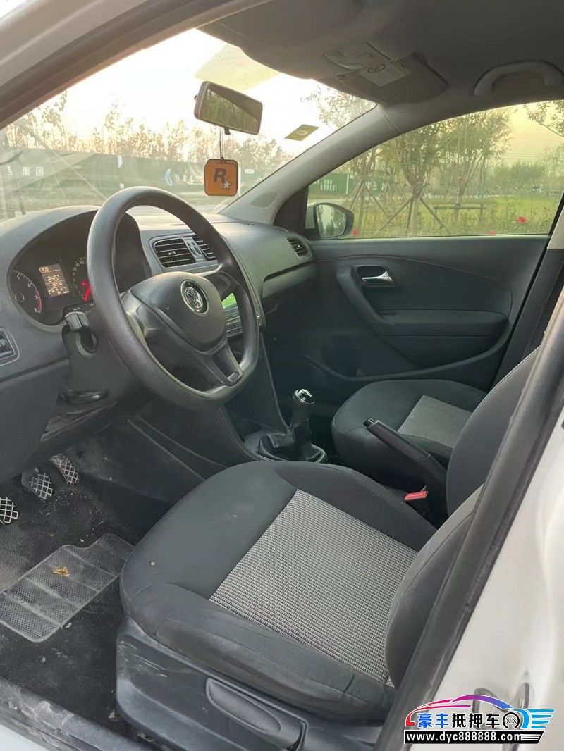 17年大众polo轿车抵押车出售