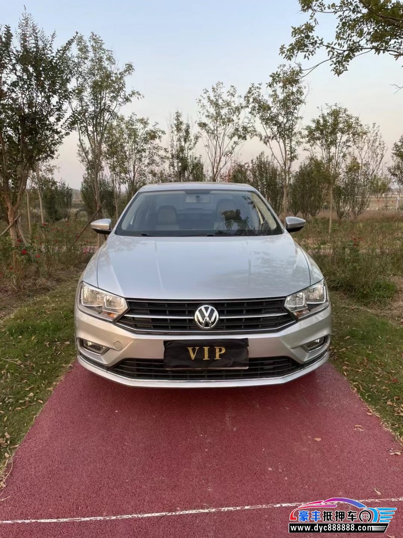 16年大众宝来轿车抵押车出售