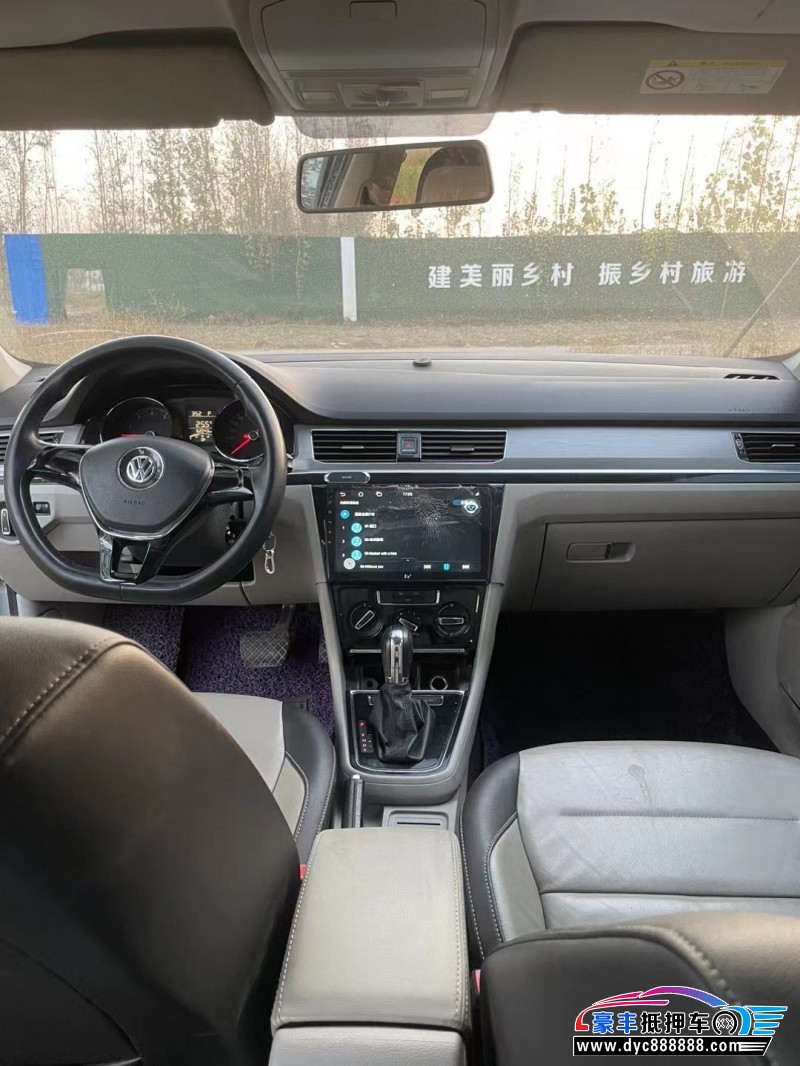 16年大众宝来轿车抵押车出售