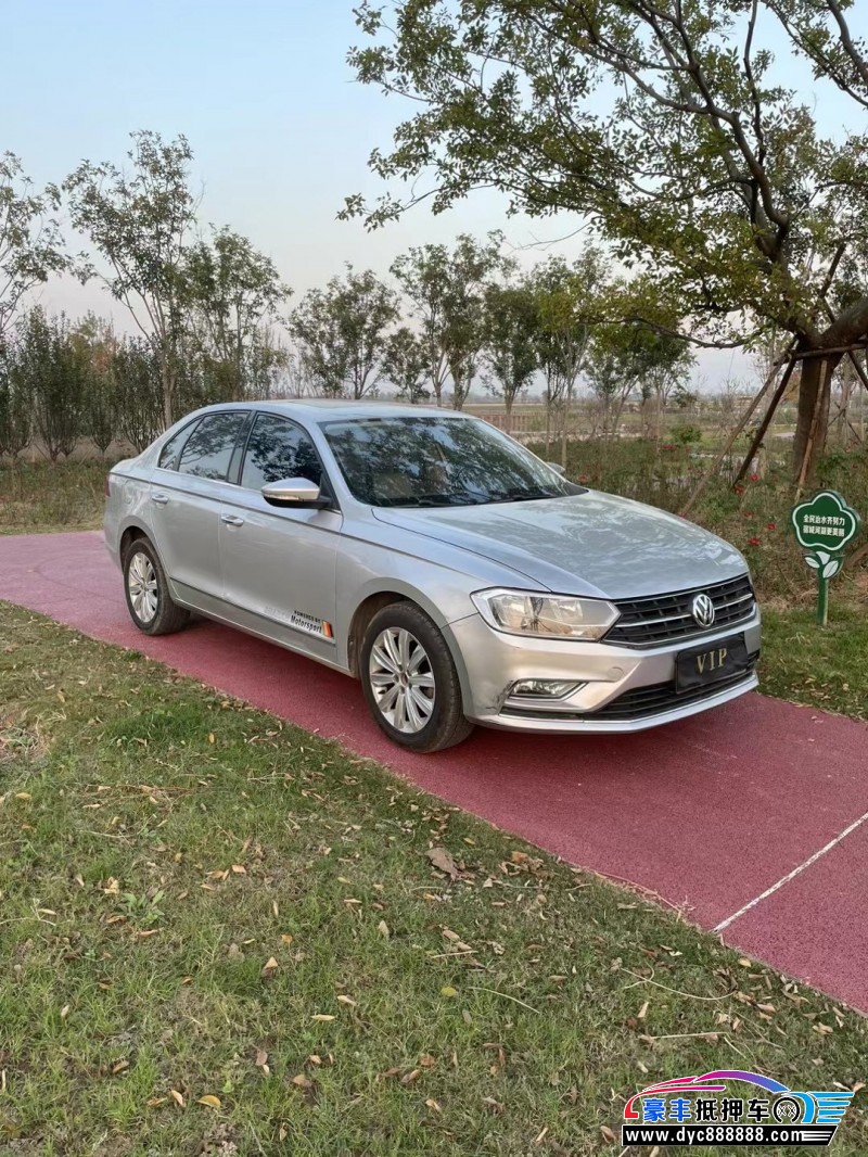 16年大众宝来轿车抵押车出售