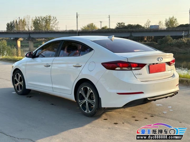 19年现代领动轿车抵押车出售