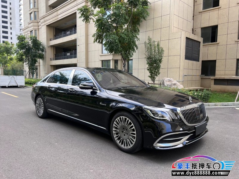 17年奔驰迈巴赫S级轿车抵押车出售