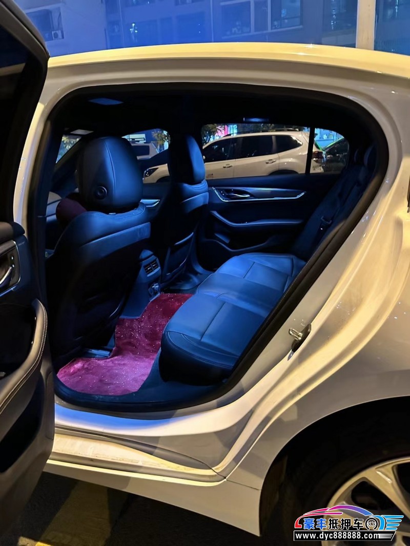 21年凯迪拉克CT5轿车抵押车出售