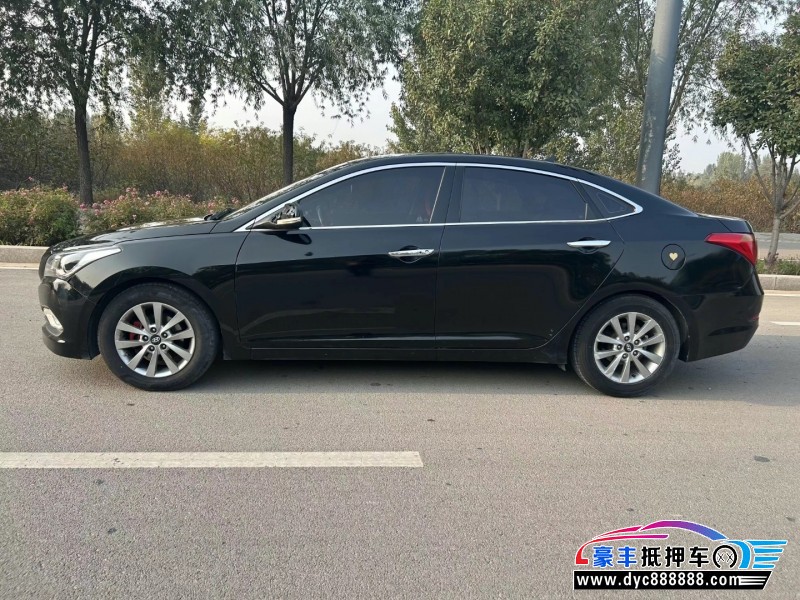 14年现代名图轿车抵押车出售