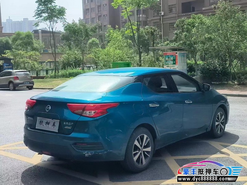 19年日产蓝鸟轿车抵押车出售