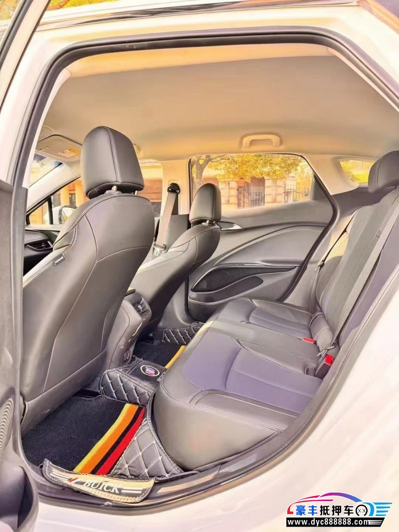 22年别克微蓝轿车抵押车出售