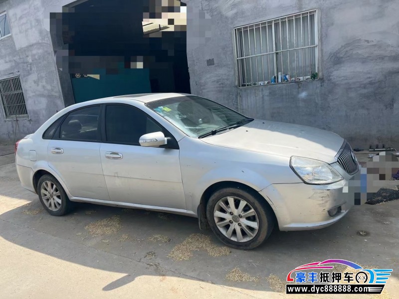 11年别克凯越轿车抵押车出售