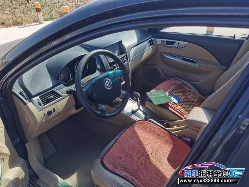 14年别克凯越轿车抵押车出售