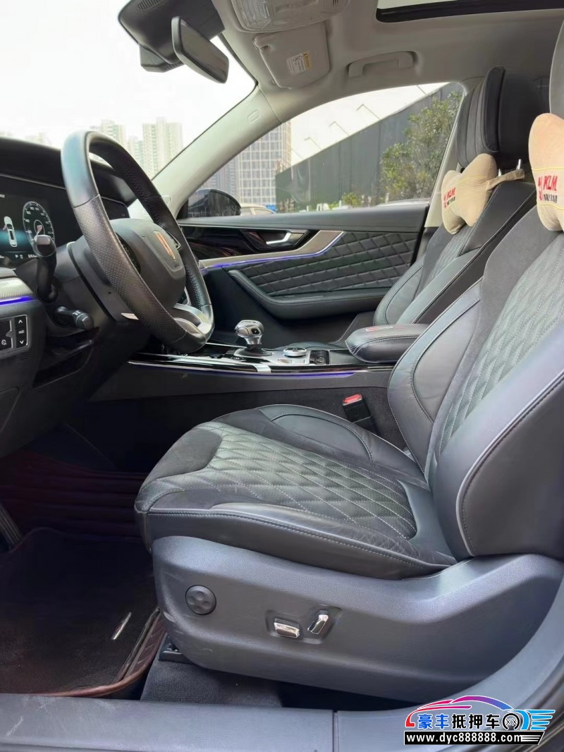 21年红旗HS5轿车抵押车出售