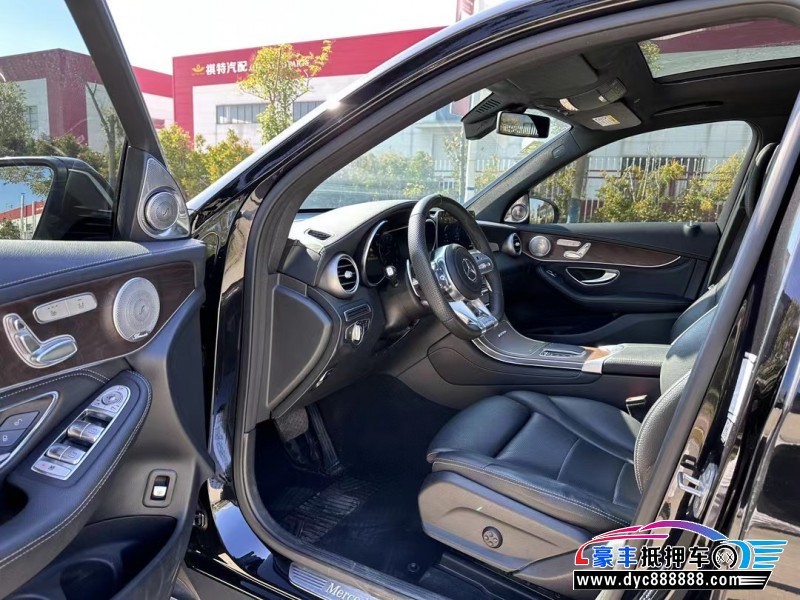 20年奔驰GLCSUV抵押车出售