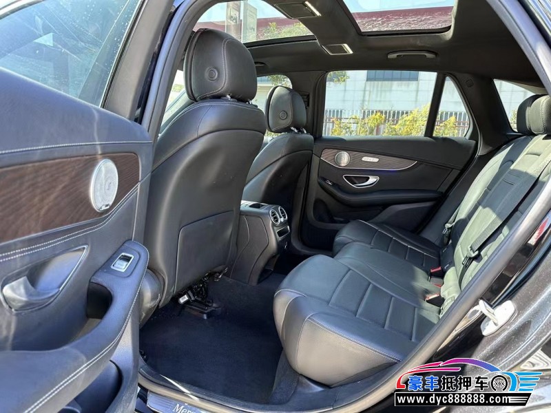 20年奔驰GLCSUV抵押车出售