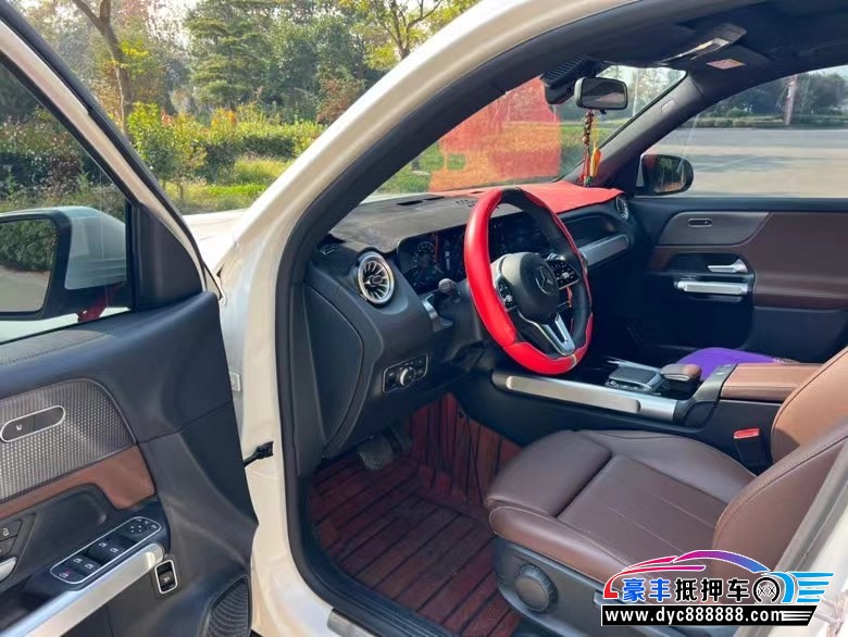 22年奔驰GLB轿车抵押车出售