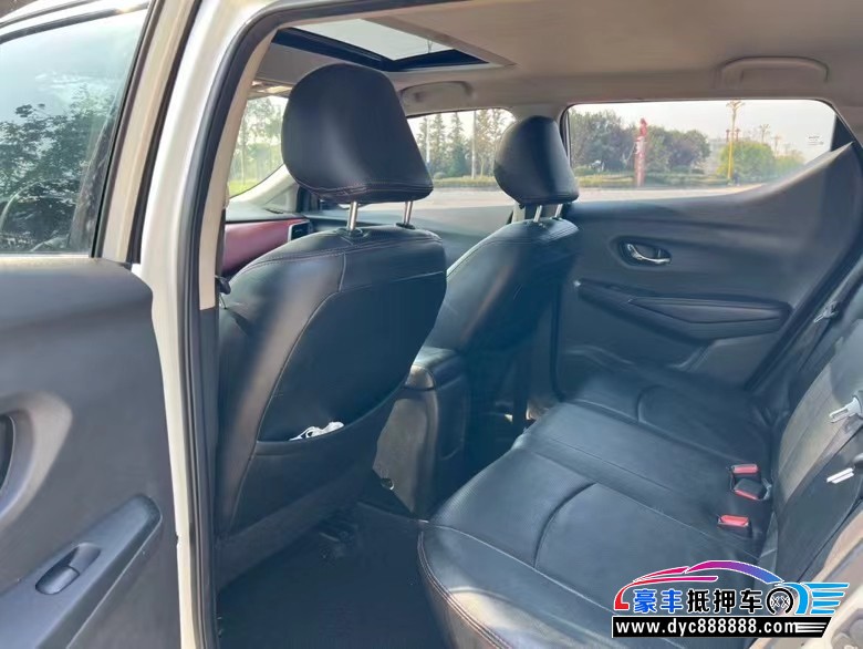 17年日产蓝鸟轿车抵押车出售