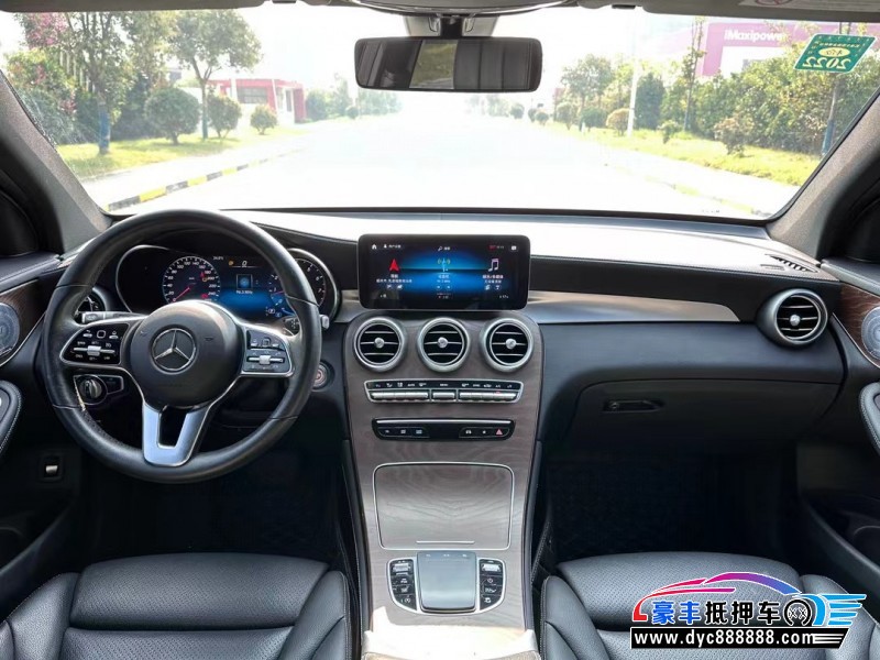 20年奔驰GLCSUV抵押车出售