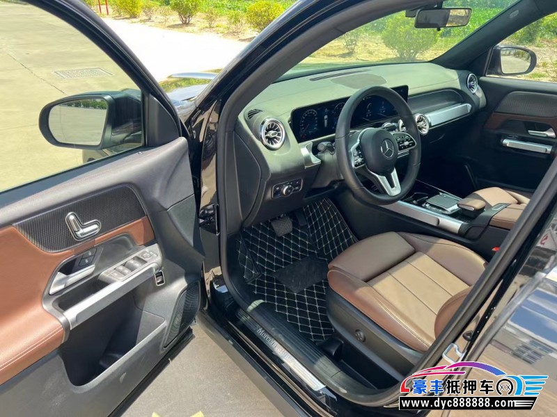 21年奔驰GLB轿车抵押车出售