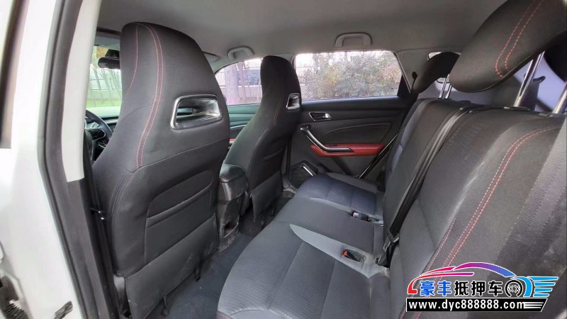 19年猎豹汽车CS9轿车抵押车出售